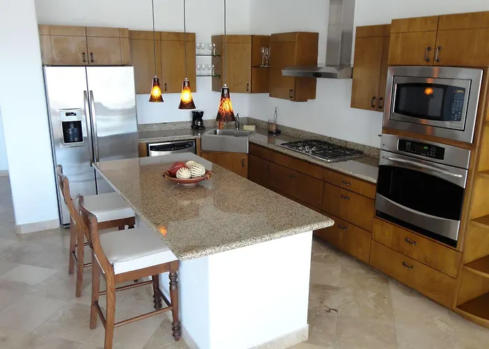 Aparthotel La Vista Luxury Villas At Pedregal