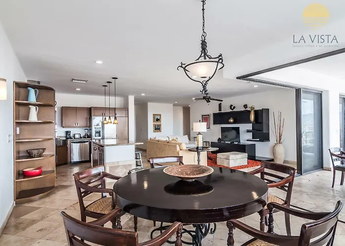 La Vista Luxury Villas At Pedregal Aparthotel 3*