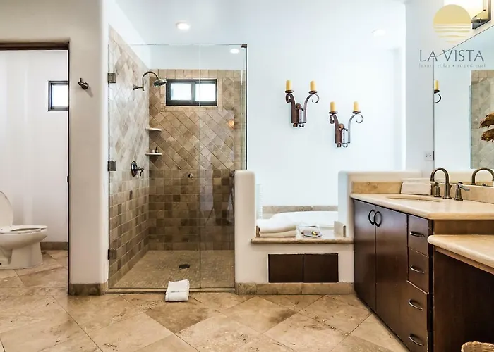 Aparthotel La Vista Luxury Villas At Pedregal